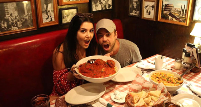 35’inci Yaş Gününü Kutlayan Murat Dalkılıç’ı Sevgilisi Hande Erçel Yalnız Bırakmadı