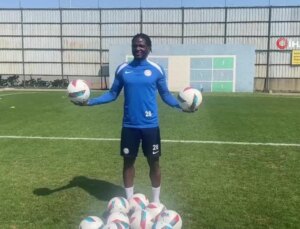 David Akintola: Fenerbahçe’ye ziyan verebileceğimizi düşünüyorum