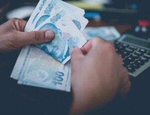 Emekli ve memur maaşları ne kadar olacak? Ocak artırımı için 2 senaryo konuşuluyor