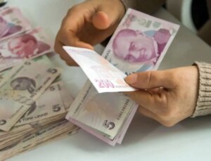 Memur maaşlarına ek ikramiye! Sayı da hesaplara yatacağı tarih de belirli