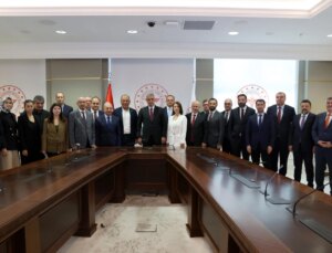 Sağlık Bakanı Memişoğlu: Aile hekimliğini kuvvetlendireceğiz