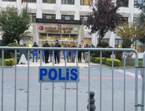 Batman ve Mardin belediyelerine kayyum atandı