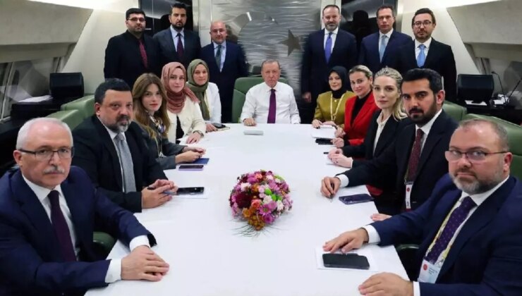 Cumhurbaşkanı Erdoğan’ın uçağında “adaylık” sorusunun yasaklandığı argüman edildi